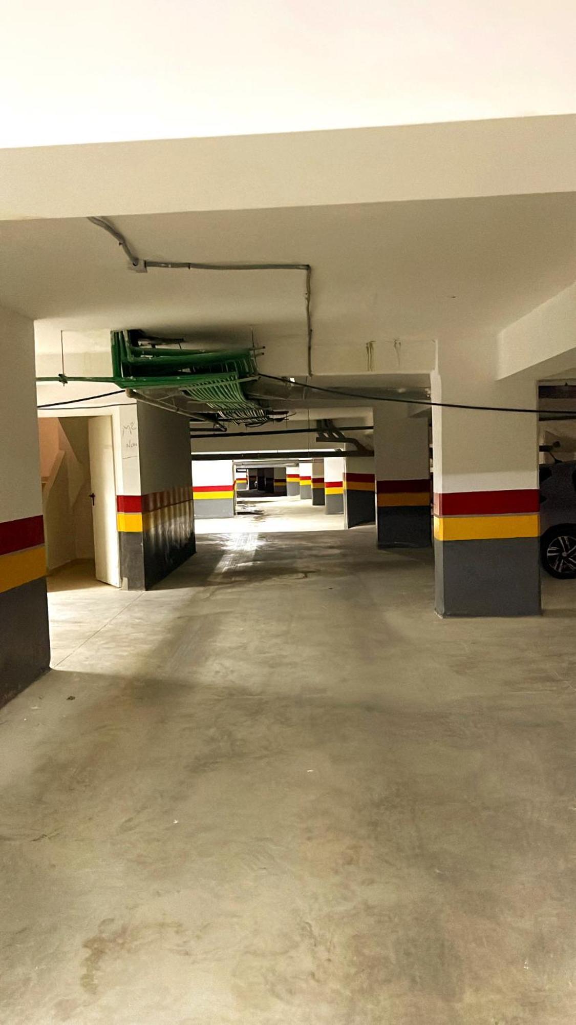 Appartement Elegant Avec Un Acces Piscine, Jardin, Parking Sous Sol Gratuit Sur Place, Et D'une Wifi Debit De La Fibre Optique Tanger